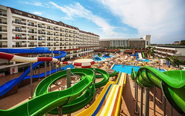 Eftalia Splash - hotel - letecký zájazd CK Turancar - Turecko, Türkler