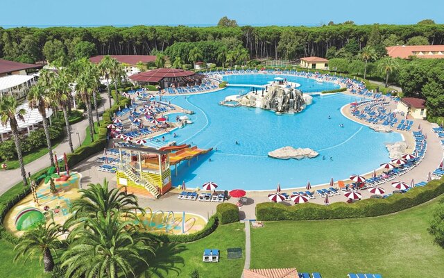 Falkensteiner Funimation Calabria - bazén - letecký zájazd od CK Turancar - Taliansko, Kalábria