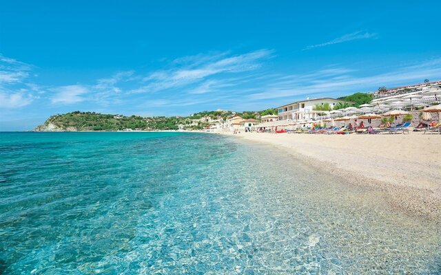 Scoglio Della Galea Resort & Spa - pláž - letecký zájazd od CK Turancar - Taliansko, Kalábria