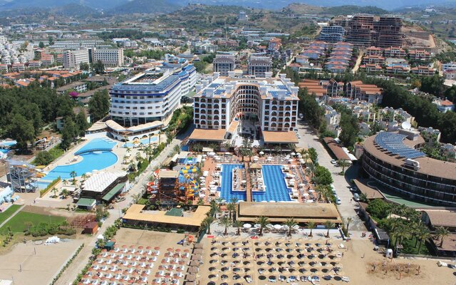 Hotel Quattro Beach Resort & SPA