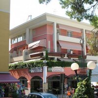apartmánový dom Casa Merano v Bibione, zájazdy autobusovou a individuálnou dopravou do Talianska CK TURANCAR