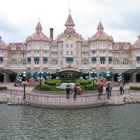 autobusový poznávací zájazd Paríž a Disneyland Disneyland