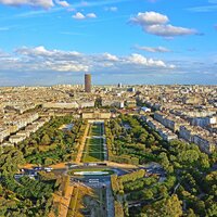autobusový poznávací zájazd Paríž a Disneyland 