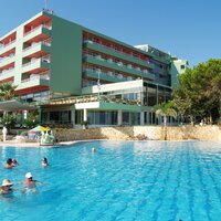 Hotel Eri Beach & Village - hotel - letecký zájazd CK Turancar - Kréta, Hersonissos