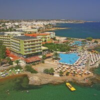 Hotel Eri Beach & Village - letecký záber - letecký zájazd CK Turancar - Kréta, Hersonissos