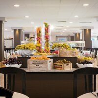 Hotel Royal Beach - bufetové stoly - letecký zájazd CK Turancar, Španielsko, Lloret de Mar