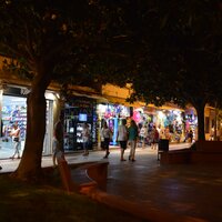 Hotel Cartago Nova - obchody - letecký zájazd CK Turancar, Španielsko, Malgrat de Mar