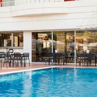 Hotel Summer Sun - bar pri bazéne - letecký zájazd CK Turancar - Španielsko, Santa Susanna