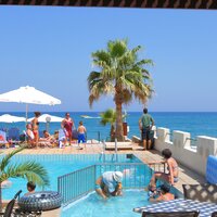 Grécko - Kréta - Letecký zájazd CK Turancar-Hotel Seafront-Adelianos Kampos-bazén