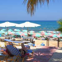 Grécko - Kréta - Letecký zájazd CK Turancar-Hotel Seafront-Adelianos Kampos-pláž