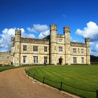 Autobusový poznávací zájazd, Veľká Británia, Okruh južným Anglickom, Leeds castle
