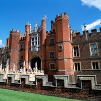 Autobusový poznávací zájazd, Veľká Británia, Okruh južným Anglickom, Hampton Court palace