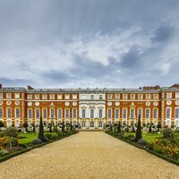 Autobusový poznávací zájazd, Veľká Británia, Okruh južným Anglickom, Hampton Court palace