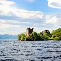 CK Turancar, letecký poznávací zájazd, Škótsko, Urquhart Castle