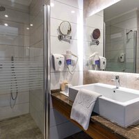 White City Resort - kúpeľňa - letecký zájazd CK Turancar - Turecko, Fugla