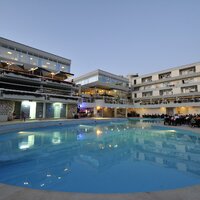 Hotel Delfin - bazén -  CK Turancar - autobusový zájazd Chorvátsko, Istria, Poreč