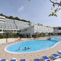 Hotel Narcis/Hedera - bazén - autobusový zájazd CK Turancar - Chorvátsko, Istria, Rabac