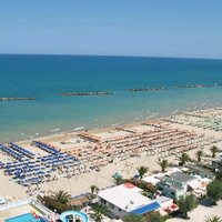 Rezidencia Palazzina Azzurra- autobusový zájazd CK Turancar (San Benedetto del Tronto - Palmová riviéra)