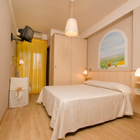 Hotel Mocambo - autobusový zájazd CK Turancar (San Benedetto del Tronto - Palmová riviéra)