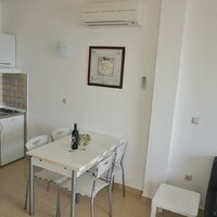 Apartmány Mateo - kuchynka - autobusový zájazd CK Turancar - Chorvátsko, Omiš, Nemira