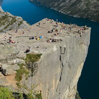 Autobusový poznávací zájazd Škandinávsky okruh Nórsko Lysefjord Preikestolen
