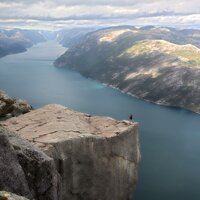 Autobusový poznávací zájazd Škandinávsky okruh Nórsko Lysefjord Preikestolen