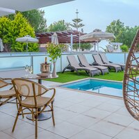 Hotel Porto Platanias Beach - izba so súkromným bazénom - letecký zájazd CK Turancar - Kréta, Platanias