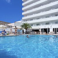 hotel HSM Reina Del Mar - bazén - letecký zájazd od CK Turancar - Malorka, El Arenal