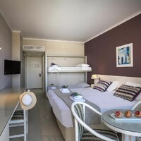 Letecký zájazd - Cyprus - Hotel Pavlo Napa - rodinná izba