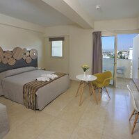 Letecký zájazd - Cyprus - Hotel Nelia Beach - dvojlôžková izba s prísteľkou