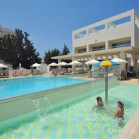Letecký zájazd - Cyprus - Hotel Nelia Gardens - bazén