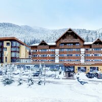 Wellness hotel Chopok - hlavná budova v zime - individuálny zájazd CK Turancar, Slovensko, Demänovská Dolina