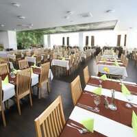 Hotel Hviezda - reštaurácia - individuálny zájazd CK Turancar - reštaurácia -  Slovensko, Dudince