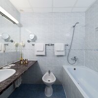 Esplanade - kúpeľňa comfort - individuálny zájazd CK Turancar - Slovensko, Piešťany