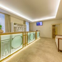 SPA Royal Palace - balneocentrum -  individuálny zájazd CK Turancar - Slovensko, Turčianske Teplice