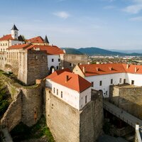 Mukačevo hrad Palanok - Podkarpatsko a východ SR - Autobusový poznávací zájazd 