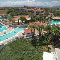 Hotel Rethymno Mare - letecký pohľad - letecká doprava CK Turancar - Kréta, Skaleta