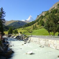 Autobusový poznávací zájazd, Švajčiarsko, Zermatt, pohľad na Veľký Matterhorn