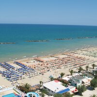 Palazzina Cala Luna- pláž - CK Turancar (San Benedetto del Tronto - Palmová riviéra)