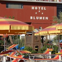 Hotel Blumen na pláži Rimini - Viserba, zájazdy autobusovou a individuálnou dopravou CK TURANCAR