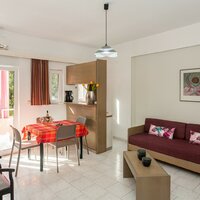 Hotel Sea Side - letecký záber -letecký zájazd CK Turancar-Kréta-Kato Stalos