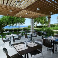 Hotel Elefteria-reštaurácia-letecký zájazd CK Turancar-Kréta-Agia Marina