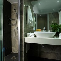 Hotel Elefteria-kúpeľňa-letecký zájazd CK Turancar-Kréta-Agia Marina