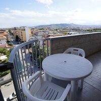 Cherubini- autobusový zájazd CK Turancar (San Benedetto del Tronto - Palmová riviéra) apartmán D3