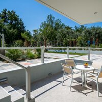 Apartmány Elegant - exteriér - terasa a záhrada - zájazd CK TURANCAR