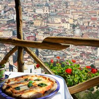 CK Turancar, Letecký poznávací zájazd, Kampánia, Neapol a pravá pizza Margherita