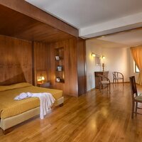 Hotel Athina Palace-letecký zájazd CK Turancar-Kréta-Mades
