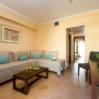 Hotel Theartemis Palace - rodinná izba - letecký zájazd CK Turancar - Kréta, Rethymno