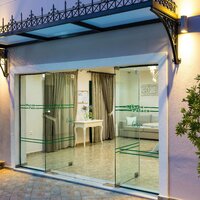 Hotel Manos Palace- vstup do hotela -letecký zájazd CK Turancar-Kréta-Bali