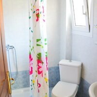 Apartmánový dom Vergina-Thasos-Skala Potamias-autobusový zájazd CK TURANCAR-kúpeľňa